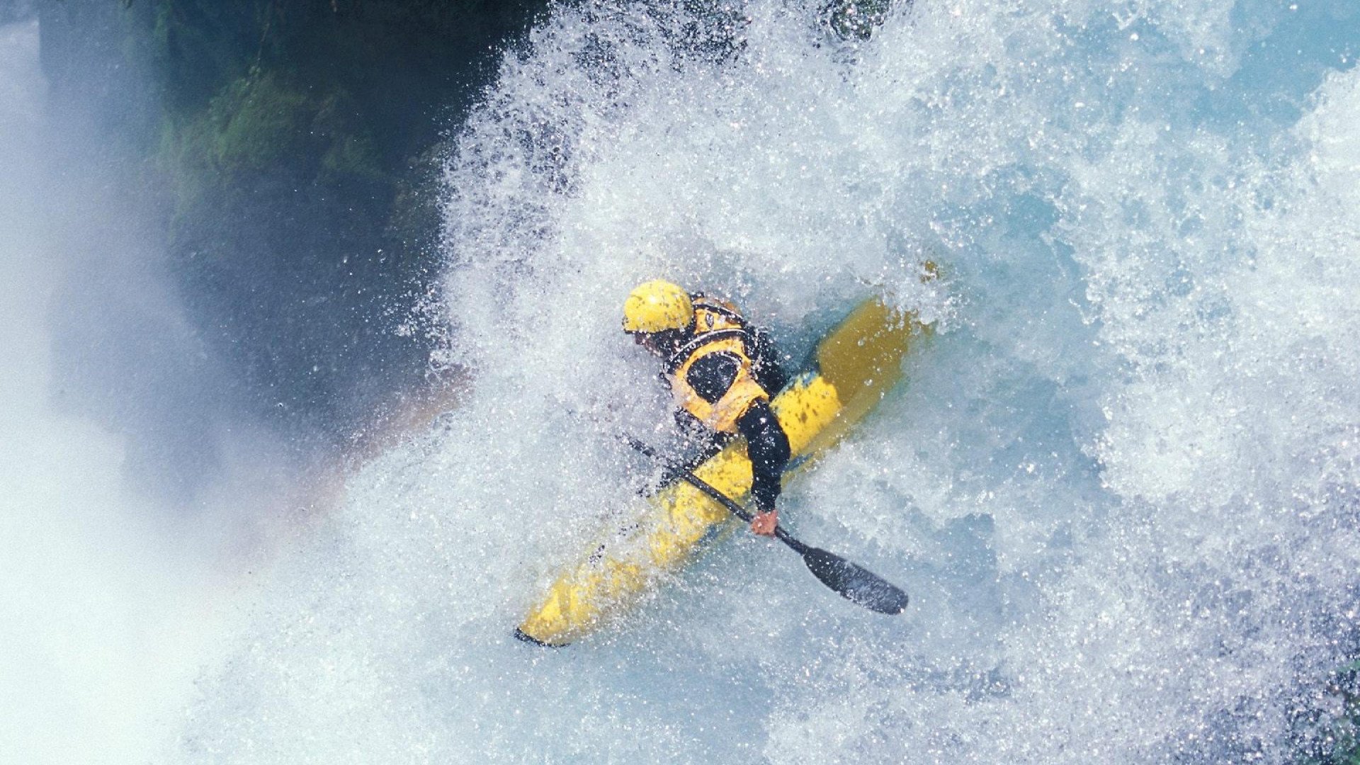 CS2高光瞬间操作全场瞩目,csgo高光时刻怎么生成